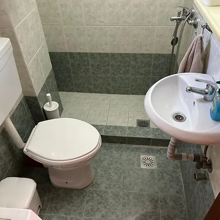 Anna's House Апартаменты *