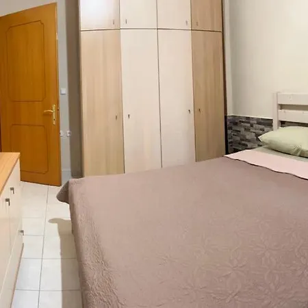 Anna's House شقة Síndos