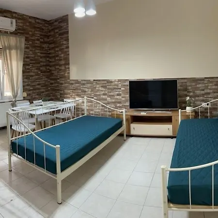 Anna's House Síndos