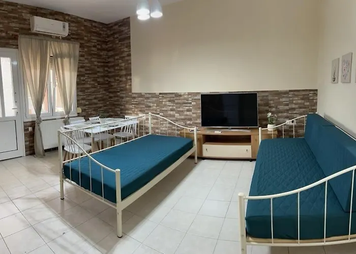 Anna's House Síndos