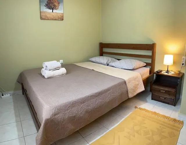 Anna's House Síndos