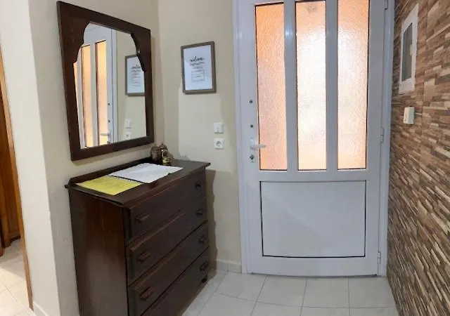 Anna's House Síndos